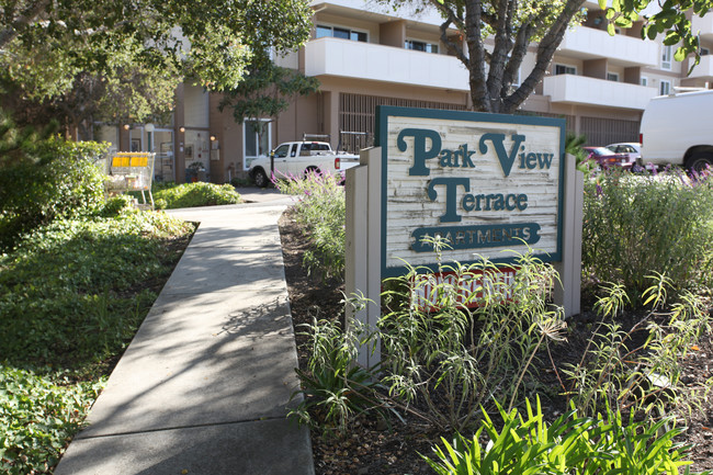 Parkview Terrace in San Mateo, CA - Foto de edificio - Building Photo