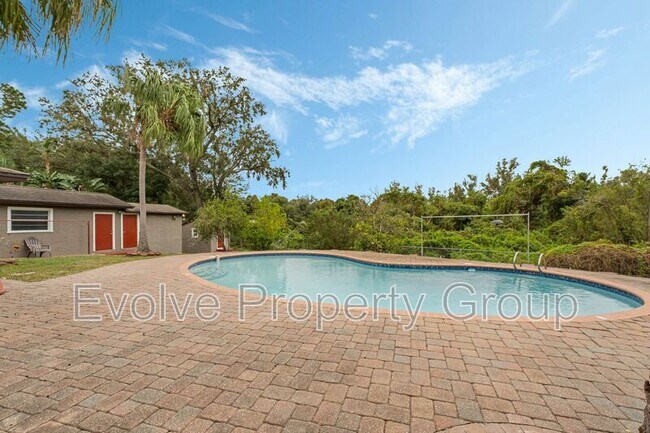 724 Forest Glen Ct in Maitland, FL - Building Photo - Building Photo