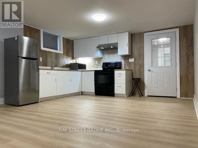 property at 10 Coral Harbour Crescent