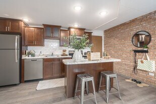 Cedar Village Apartments in East Lansing, MI - Building Photo