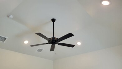 7201 22nd Pl in Lubbock, TX - Building Photo - Building Photo