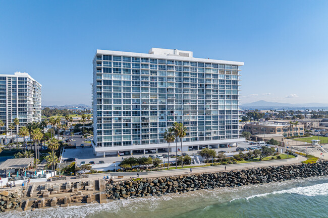 El Camino Tower in Coronado, CA - Building Photo - Building Photo