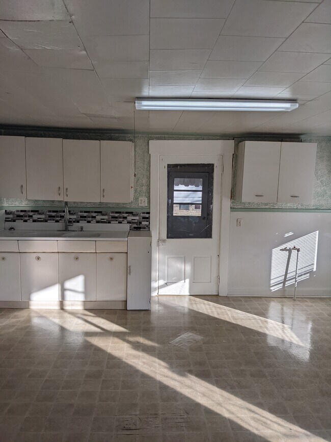 135 S 6th St in Richmond, IN - Foto de edificio - Building Photo