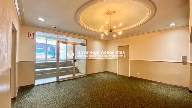 6645 Broadway photo'