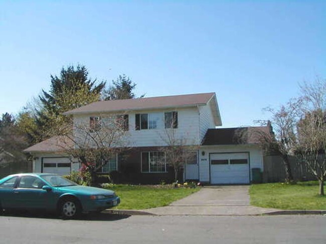 property at 600 SE 110th Ave