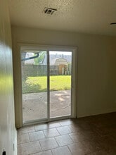 1020 N Turtle Creek Dr in Rogers, AR - Building Photo - Building Photo