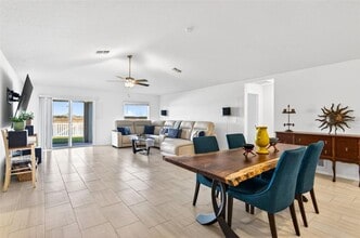 15217 Zircon Red Dr in Wimauma, FL - Building Photo - Building Photo