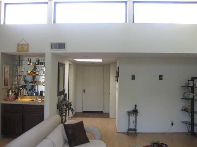 441 E San Jose Ave, Unit 301 in Burbank, CA - Foto de edificio - Building Photo