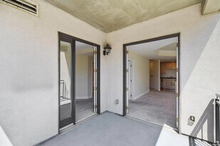 1827 Grant St in Denver, CO - Building Photo