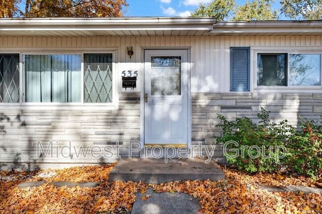 535 Bardot Dr in Florissant, MO - Building Photo - Building Photo