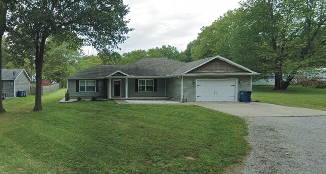 property at 918 Whitecotton Dr