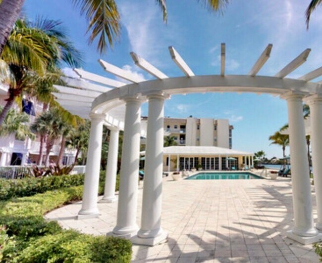 621 E Woolbright Rd Apartments and Nearby Boynton Beach Apartments For