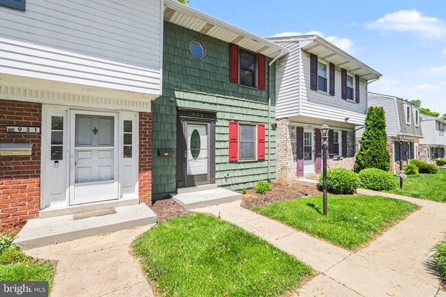 933 E Maple St in Palmyra, PA - Building Photo - Building Photo