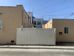 185 Corona Ave in Long Beach, CA - Building Photo - Building Photo