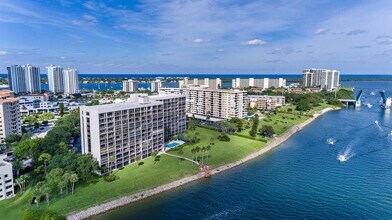 356 Golfview Rd in North Palm Beach, FL - Building Photo - Building Photo