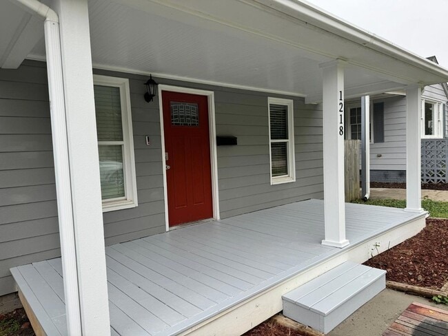 property at 1218 Pender St