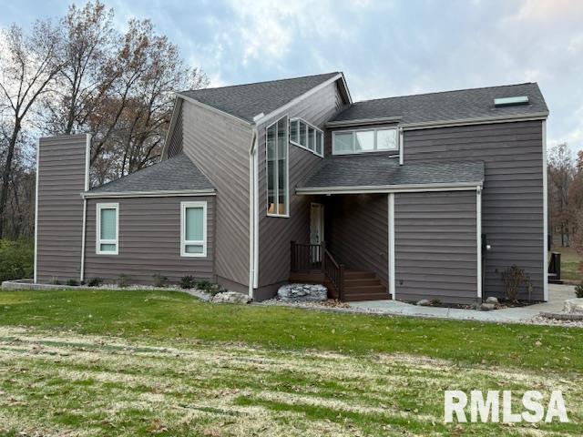 property at 16429 N Hawthorne Ln