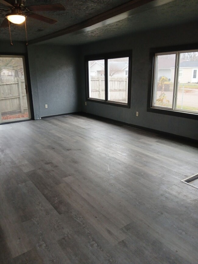 3504 Blackstone Ave in Rockford, IL - Building Photo - Building Photo