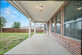 438 Bristol St in Roanoke, TX - Building Photo - Building Photo