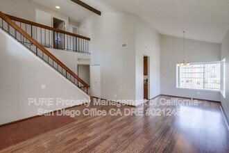 9050 Mesa Woods Ave in San Diego, CA - Building Photo - Building Photo