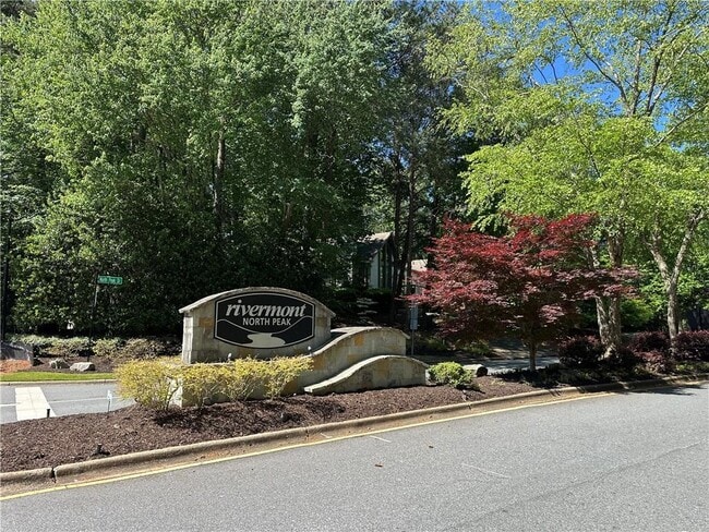 property at 645 Mt Victoria Pl