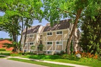 MAIN STREET in Carmel, IN - Foto de edificio - Building Photo