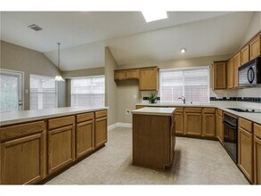 10610 Stone Falls Ln in Frisco, TX - Building Photo - Building Photo