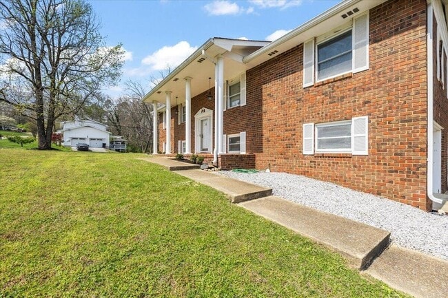 9121 Potomac Dr in Chattanooga, TN - Building Photo - Building Photo