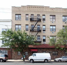 129 Franklin St in Jersey City, NJ - Building Photo - Building Photo