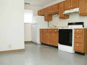 Pemberly Court Apartments West Lafayette In Indiana 2bd Kitchen Pemberly Court Apartments In West Lafayette