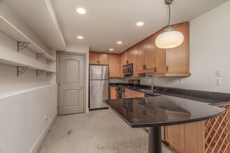4448 Olive St in St. Louis, MO - Foto de edificio - Building Photo