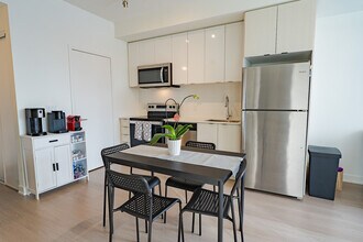 859 The Queensway in Toronto, ON - Building Photo - Building Photo