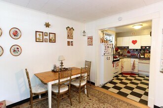 2647 N Sacramento Ave, Unit GDN in Chicago, IL - Building Photo - Building Photo