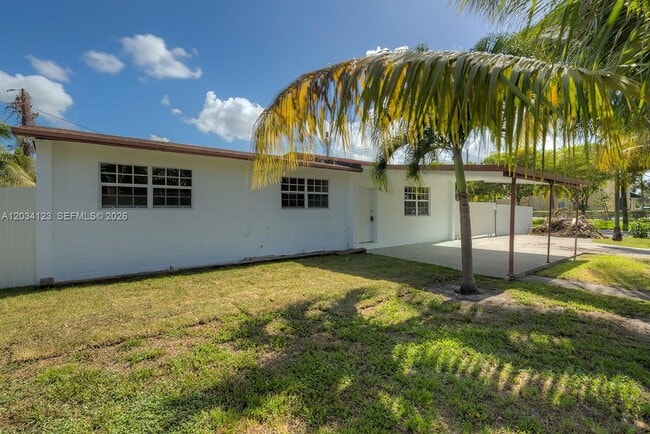 160 NW 199th St
