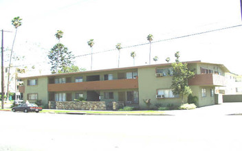 4506 W 3rd St in Los Angeles, CA - Building Photo - Building Photo