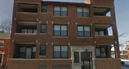 5700 S Calumet Ave in Chicago, IL - Building Photo