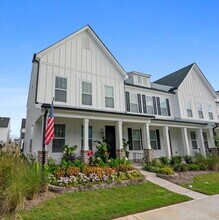 1011 Swamp Harrier Ave in Ravenel, SC - Building Photo - Building Photo