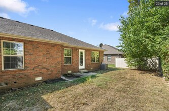 2303 W Bridlewood Trail in Ozark, MO - Building Photo - Building Photo