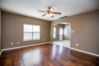 298 Copper Oaks Dr in Centerton, AR - Building Photo - Building Photo