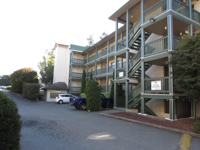property at 1900 Bowen Rd