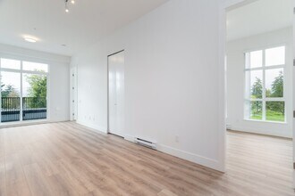 10590-10590 139 St in Surrey, BC - Building Photo - Building Photo