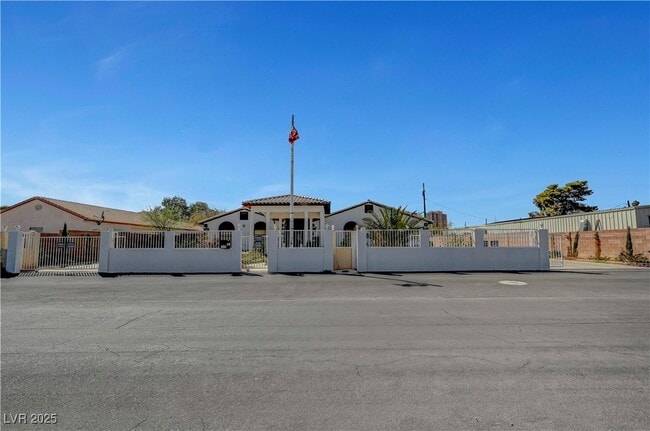 8365 Haven St in Las Vegas, NV - Building Photo - Building Photo