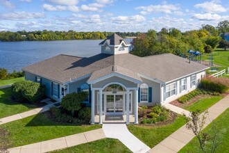 Schooner Cove in Ypsilanti, MI - Foto de edificio - Building Photo
