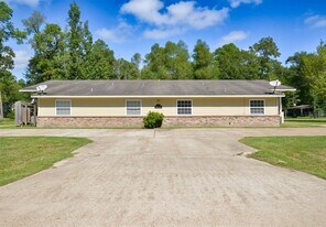 3 Magnolia Ln in Huffman, TX - Building Photo