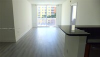 2775 NE 187th St, Unit 329 in Aventura, FL - Foto de edificio - Building Photo