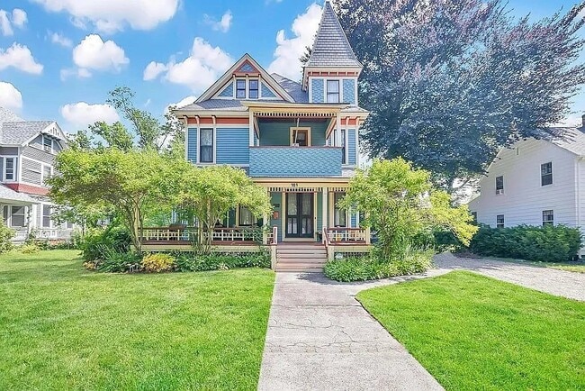 property at 161 Florida St