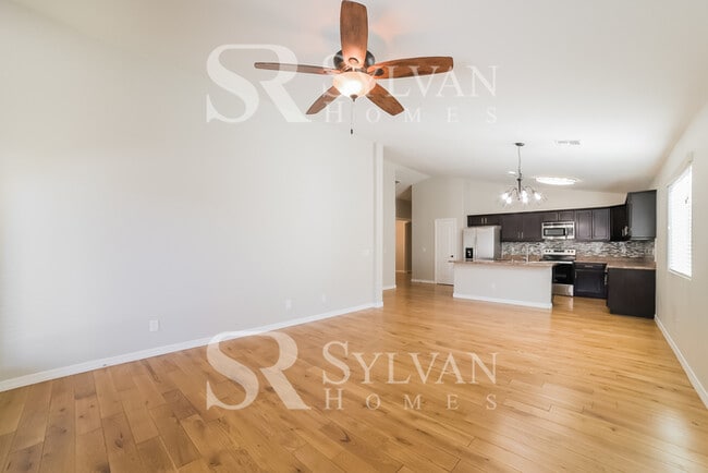 8744 W Superior Ave in Tolleson, AZ - Building Photo - Building Photo