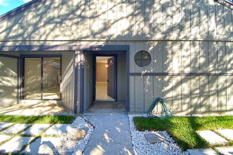 1543 39th Ave in Vero Beach, FL - Building Photo