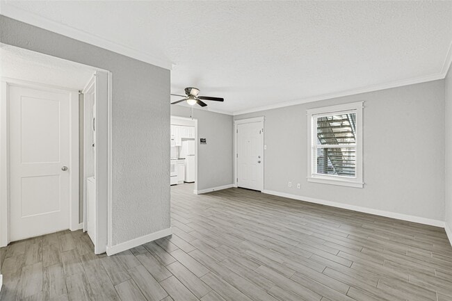 property at 107 E Willowick Ave