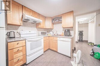 65 Spadina Rd in Toronto, ON - Building Photo - Building Photo